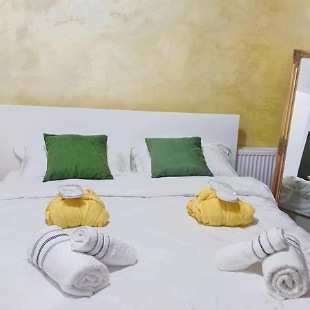 Cozy Penthouse In A New Business Building In City Center. Free Private Parking Apartment Cluj-Napoca Luaran gambar